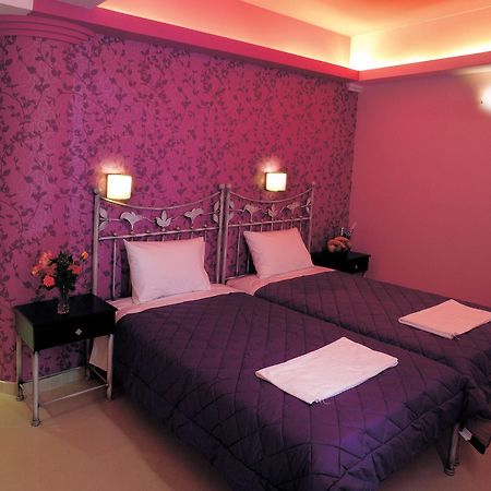 Niriides Beach Hotel 레팀노 객실 사진
