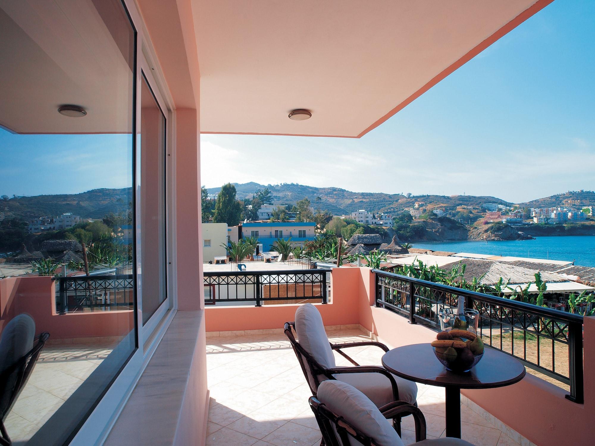 Niriides Beach Hotel 레팀노 객실 사진
