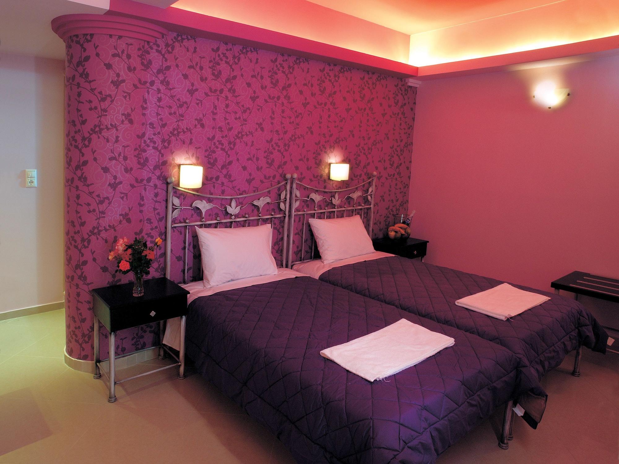 Niriides Beach Hotel 레팀노 객실 사진