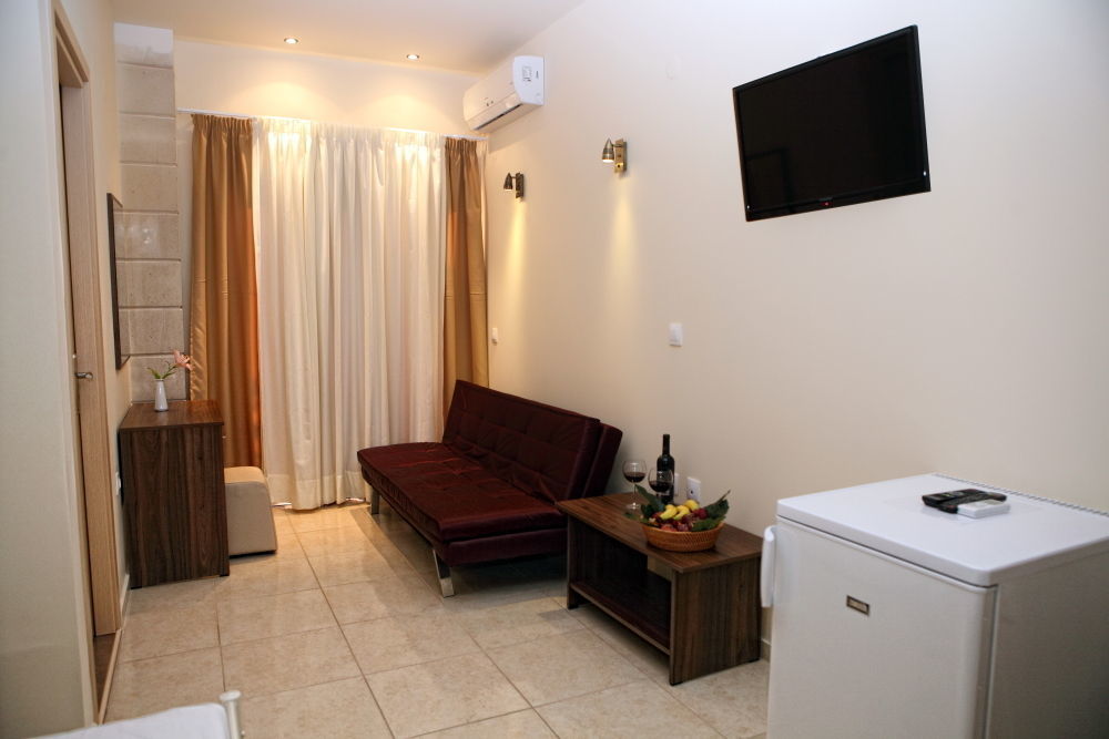 Niriides Beach Hotel 레팀노 객실 사진